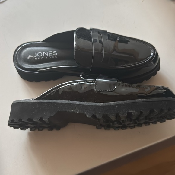 Slip on loafer - Picture 2 of 2